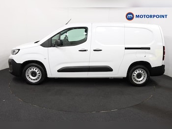 Used Citroen Berlingo 2025 for sale - 76442519: Photo