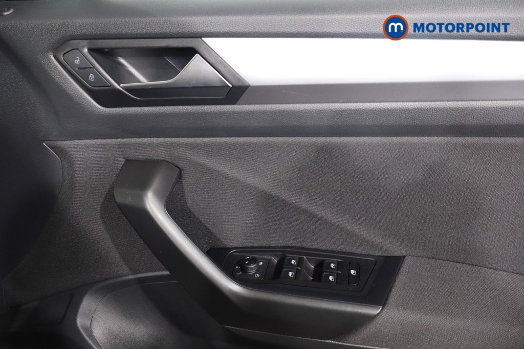 Used Volkswagen T-Roc 2023 for sale - 76127772: Photo 26