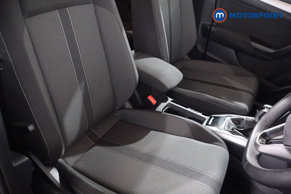 Used Volkswagen T-Roc 2023 for sale - 76127772: Photo 28