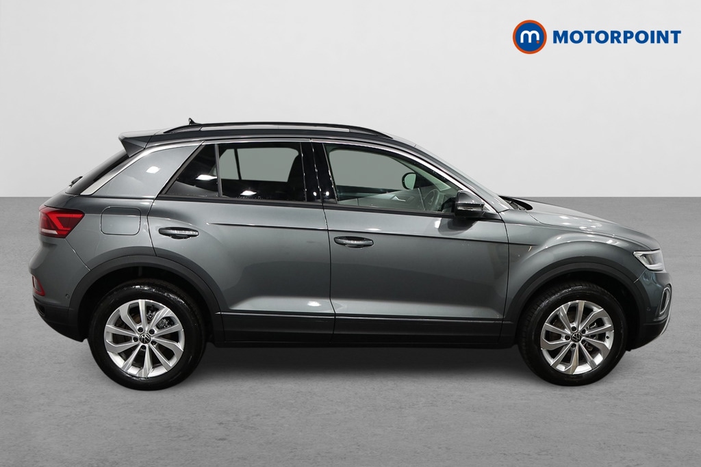 Used Volkswagen T-Roc 2023 for sale - 76127772: Photo 8