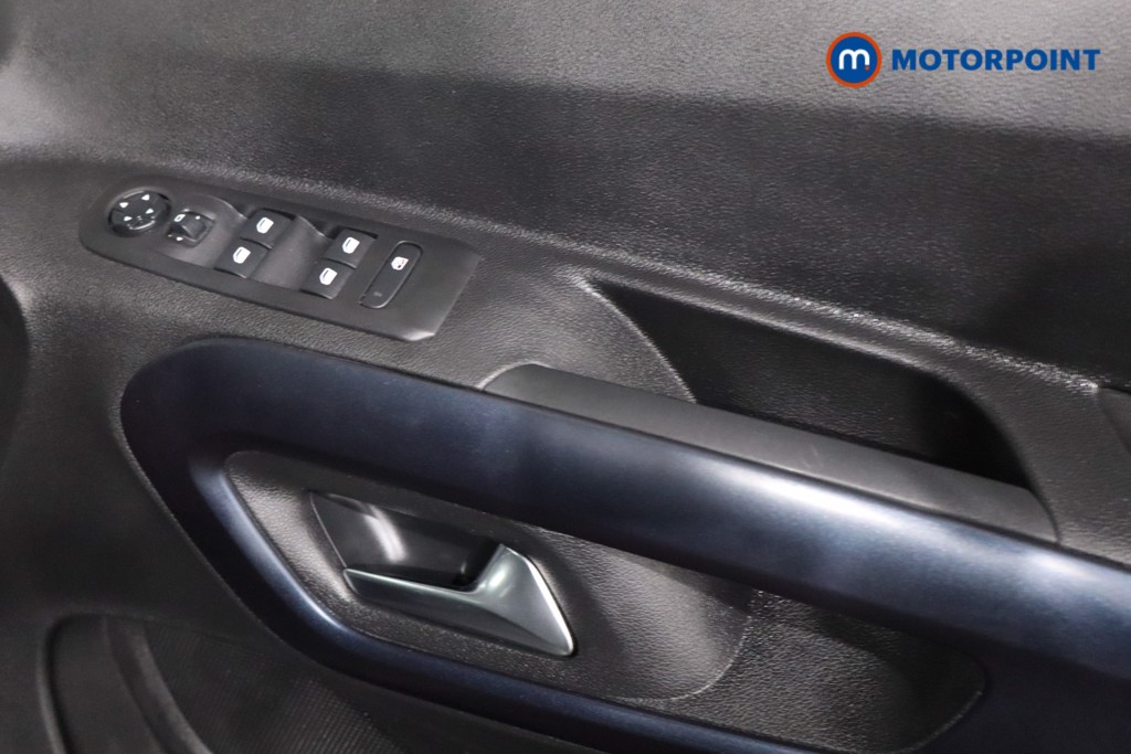 Used Peugeot Rifter 2019 for sale - 77364638: Photo 31