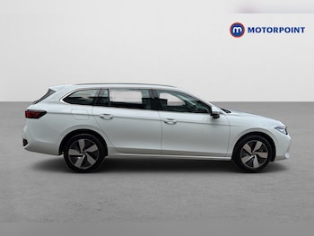 Used Volkswagen Passat 2025 for sale - 78644618: Photo