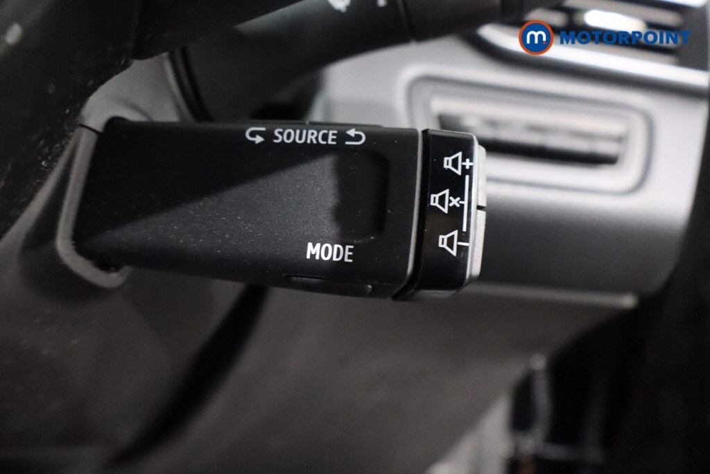 Used Renault Clio 2023 for sale - 76157625: Photo 28