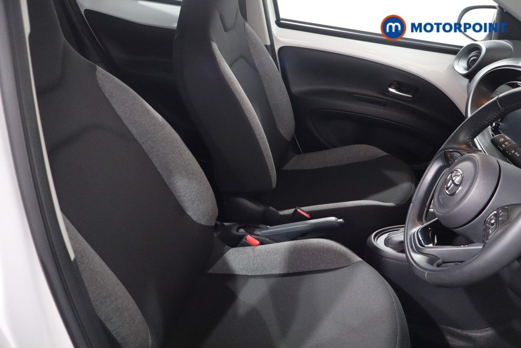 Used Toyota Aygo X 2023 for sale - 77207956: Photo 30