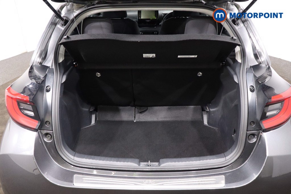 Used Toyota Yaris 2023 for sale - 76980304: Photo 38