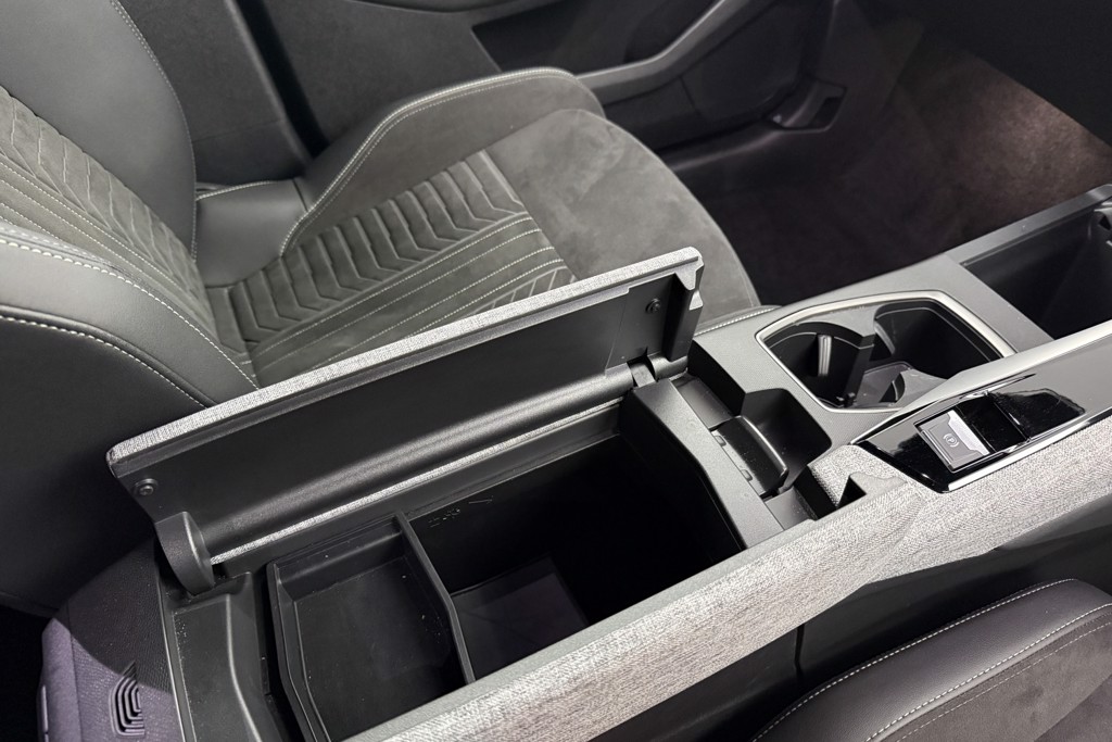 Used Peugeot 3008 2024 for sale - 76797439: Photo 24