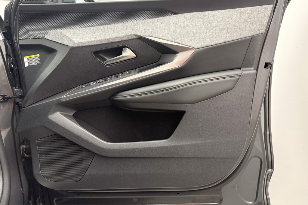 Used Peugeot 3008 2024 for sale - 76797439: Photo 27