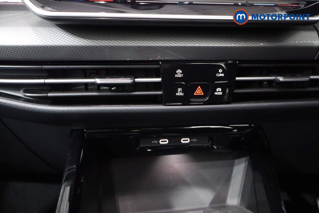 Used Volkswagen Golf 2024 for sale - 76933827: Photo 21