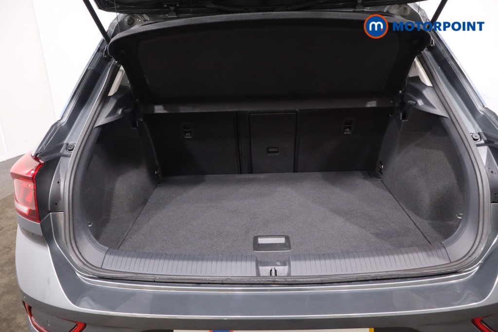 Used Volkswagen T-Roc 2023 for sale - 78162804: Photo 45