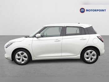 Used Suzuki Swift 2025 for sale - 77679666: Photo