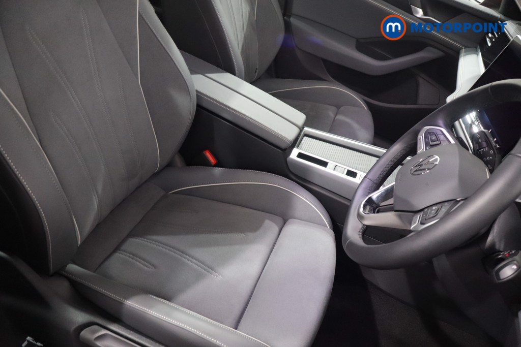 Used Volkswagen Passat 2025 for sale - 76373382: Photo 32