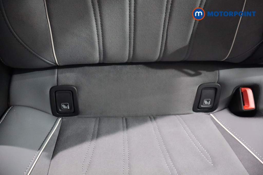 Used Volkswagen Passat 2025 for sale - 76373382: Photo 33