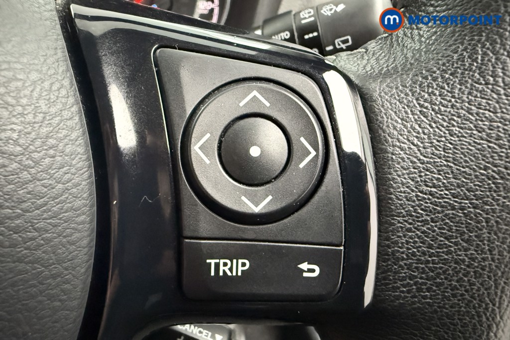 Used Toyota Yaris 2018 for sale - 76710315: Photo 11