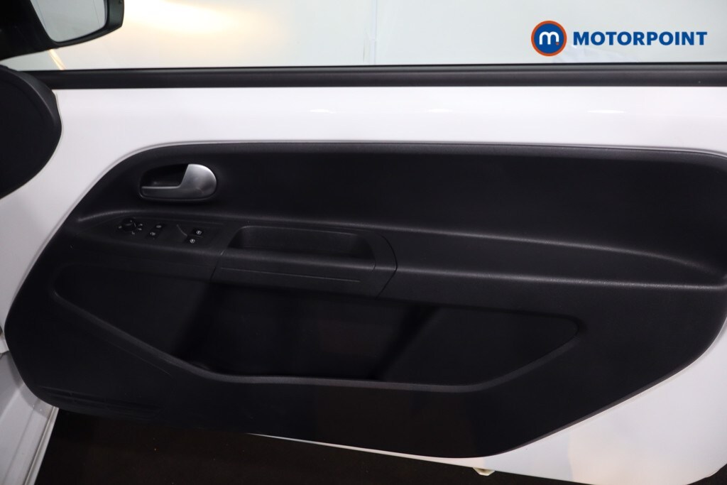 Used Volkswagen up! 2022 for sale - 78012199: Photo 30