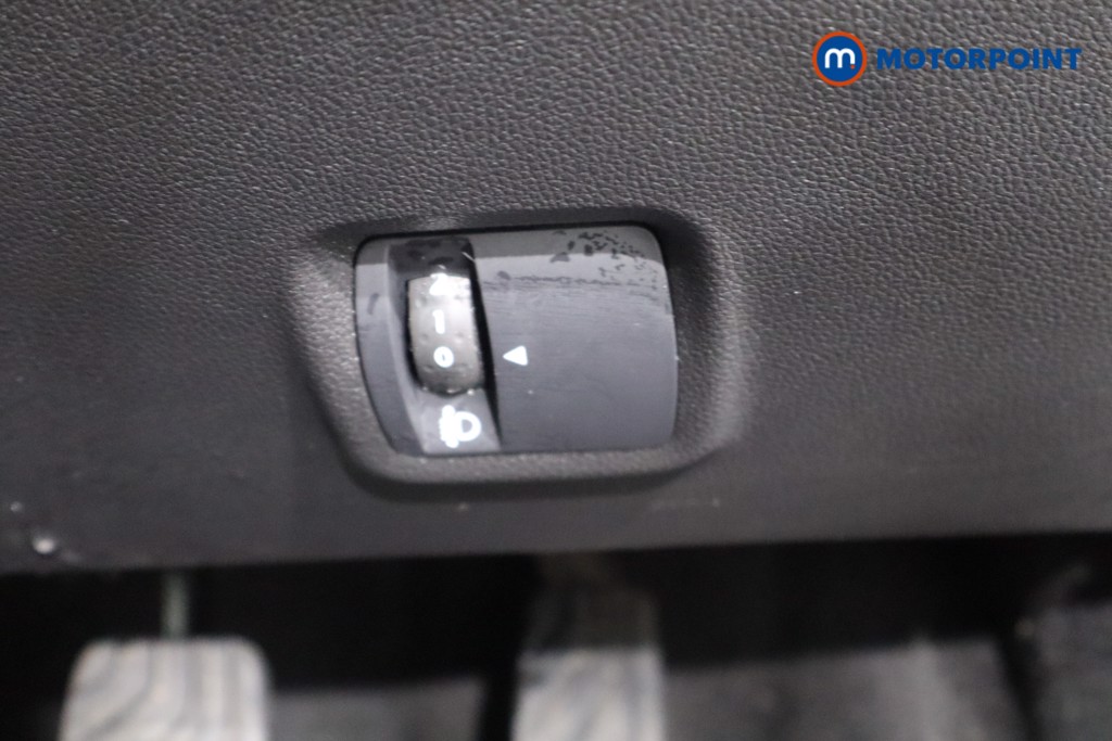 Used Dacia Sandero Stepway 2022 for sale - 77207882: Photo 30
