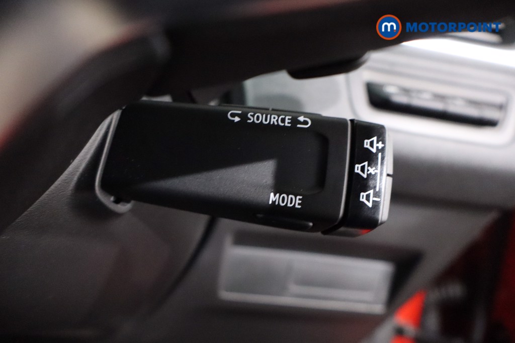 Used Renault Captur 2021 for sale - 76599632: Photo 27