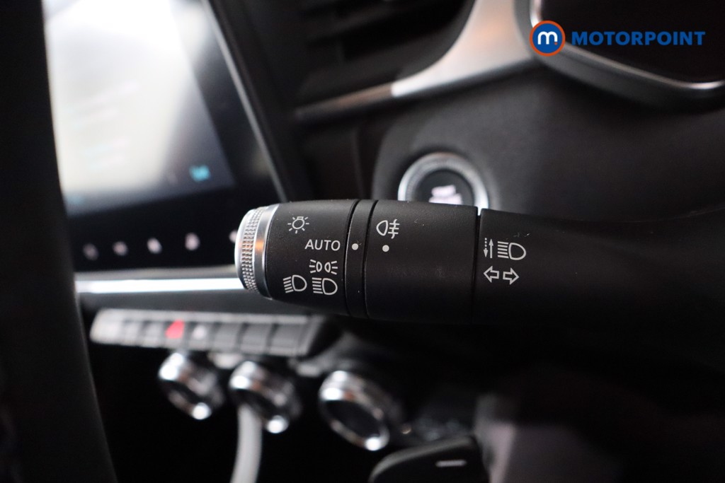 Used Renault Captur 2021 for sale - 76599632: Photo 28