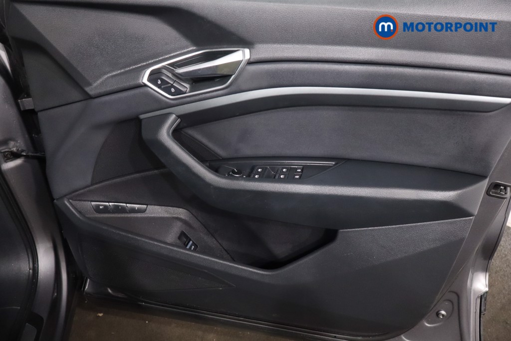 Used Audi e-tron 2021 for sale - 77663009: Photo 34