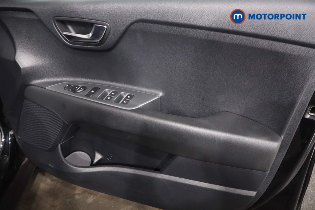 Used Kia Stonic 2024 for sale - 77207877: Photo 34