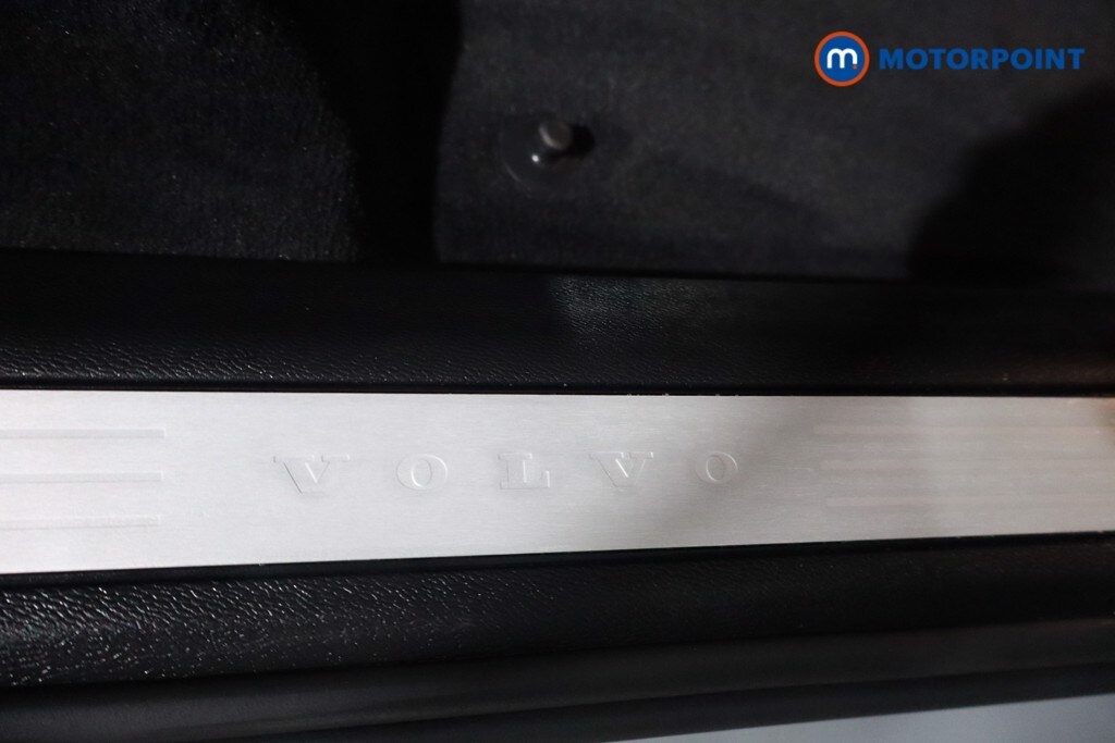 Used Volvo XC60 2025 for sale - 76638299: Photo 19