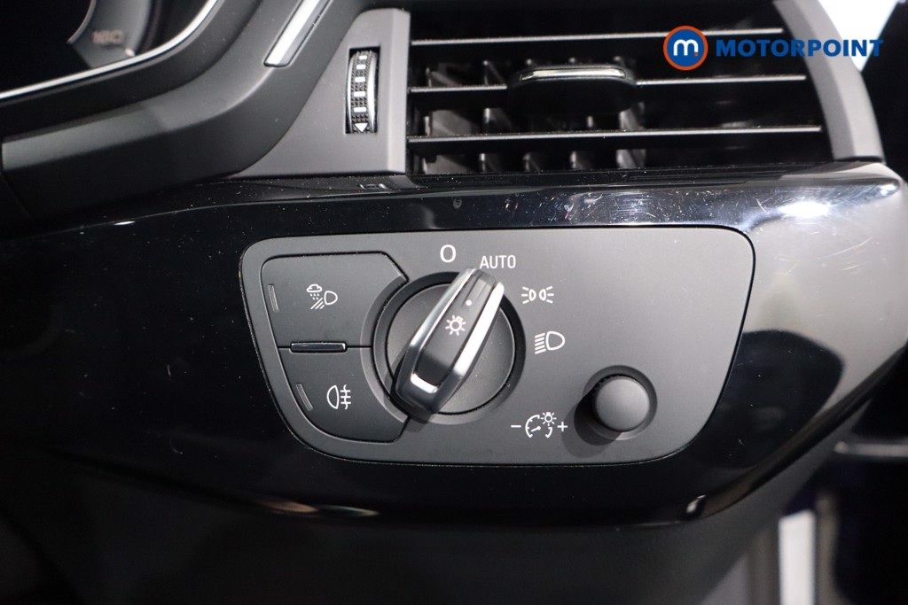 Used Audi A4 2020 for sale - 76178256: Photo 32