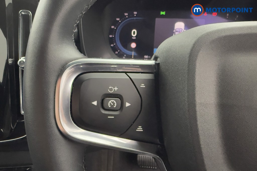 Used Volvo XC40 2023 for sale - 77340592: Photo 12