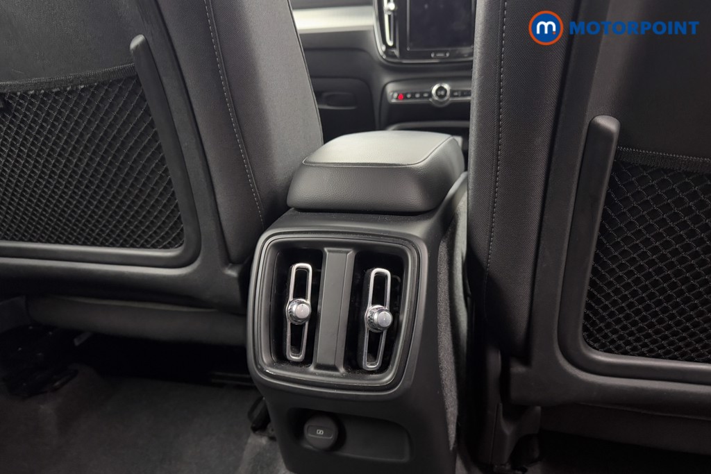 Used Volvo XC40 2023 for sale - 77340592: Photo 29