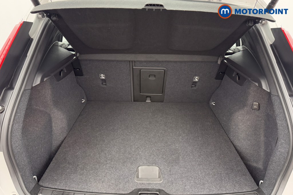 Used Volvo XC40 2023 for sale - 77340592: Photo 32