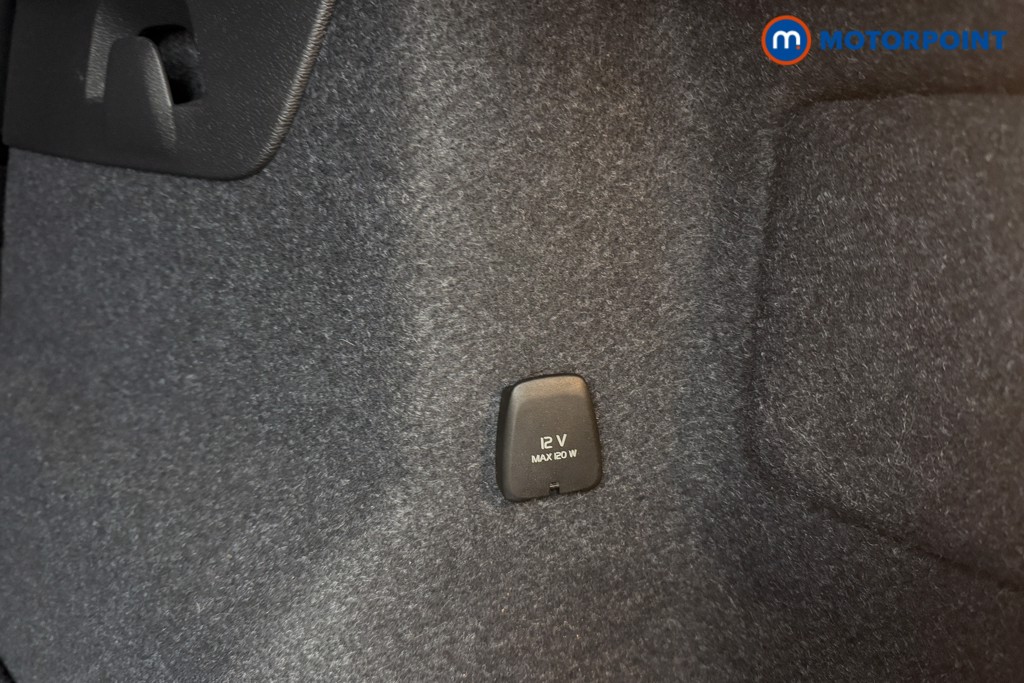 Used Volvo XC40 2023 for sale - 77340592: Photo 33