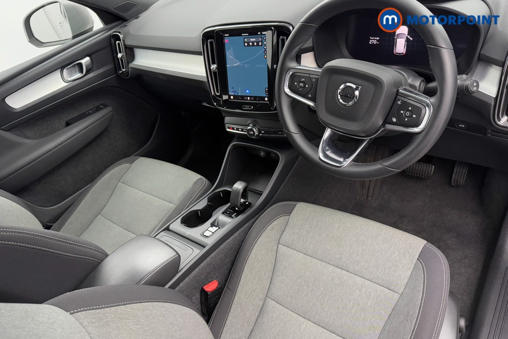 Used Volvo XC40 2023 for sale - 77340592: Photo 9