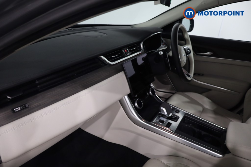 Used Jaguar XF 2021 for sale - 77226032: Photo 37