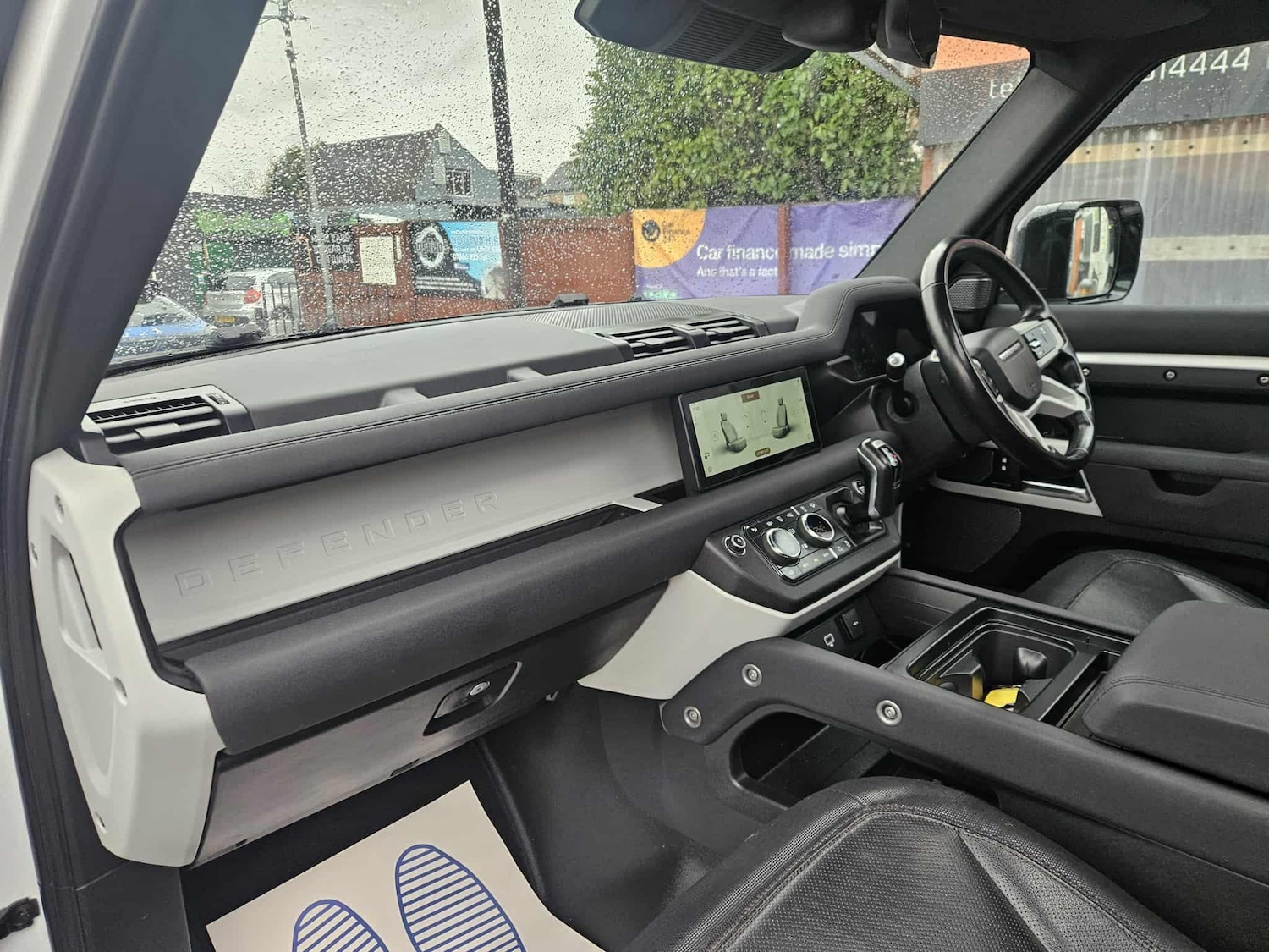 Used Land Rover Defender 2022 for sale - 76765650: Photo 21