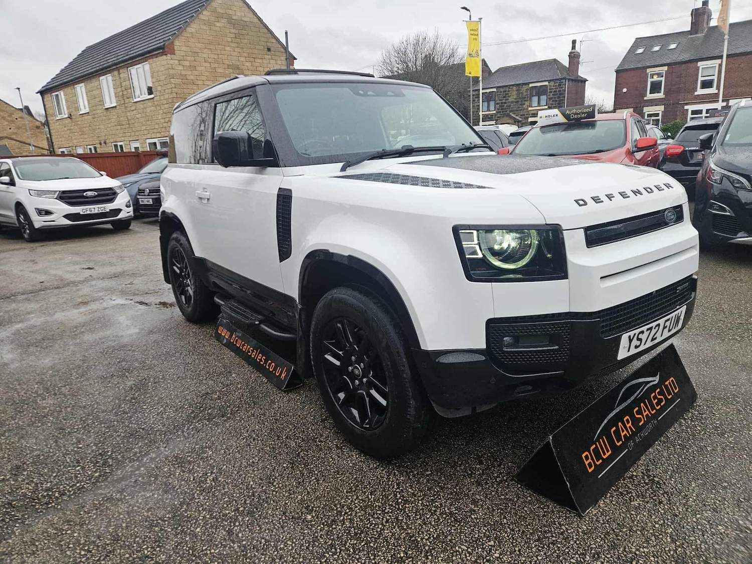 Used Land Rover Defender 2022 for sale - 76765650: Photo 3