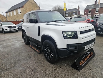 Used Land Rover Defender 2022 for sale - 76765650: Photo