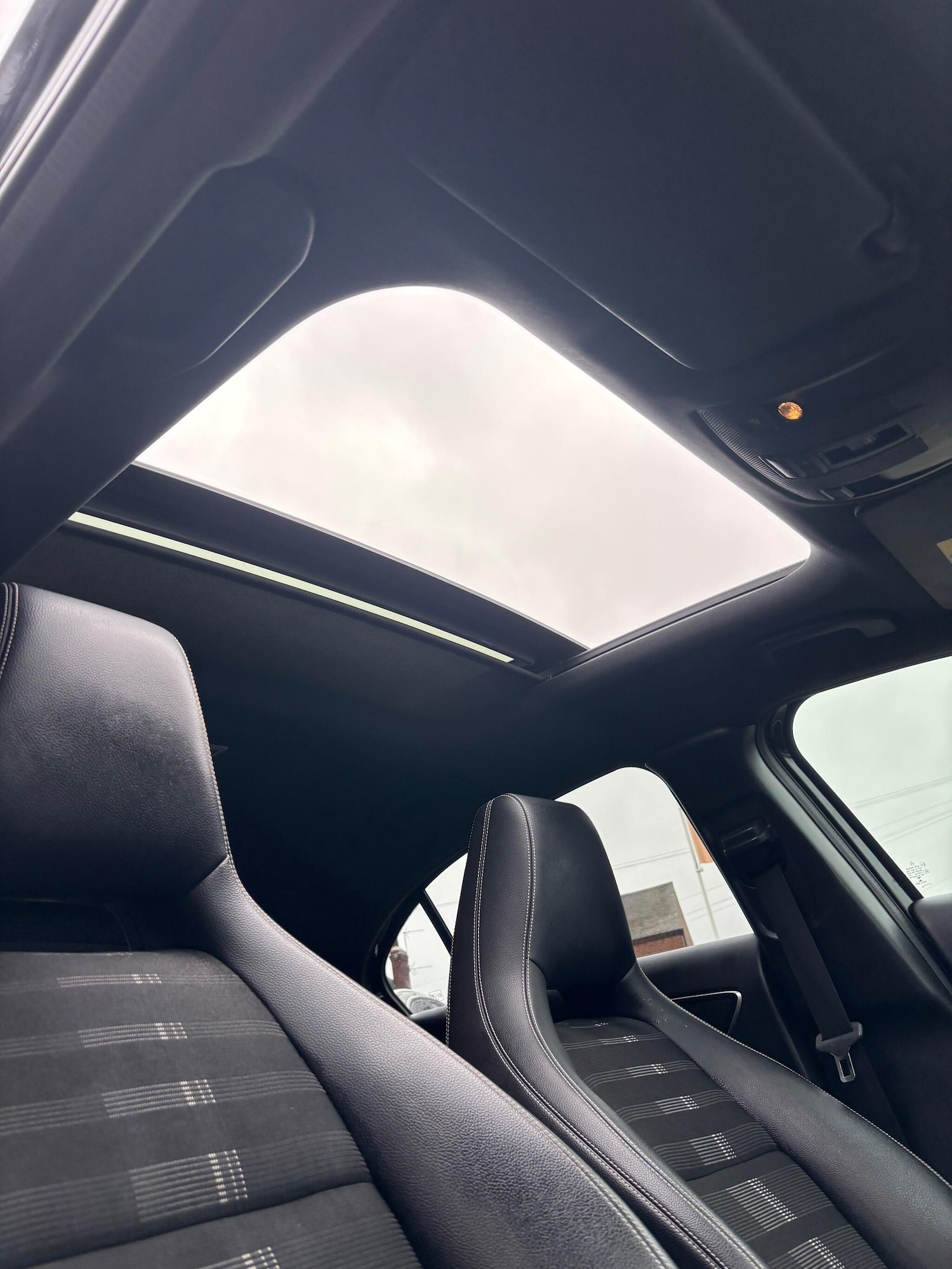 Used Mercedes-Benz A-Class 2018 for sale - 76765257: Photo 11