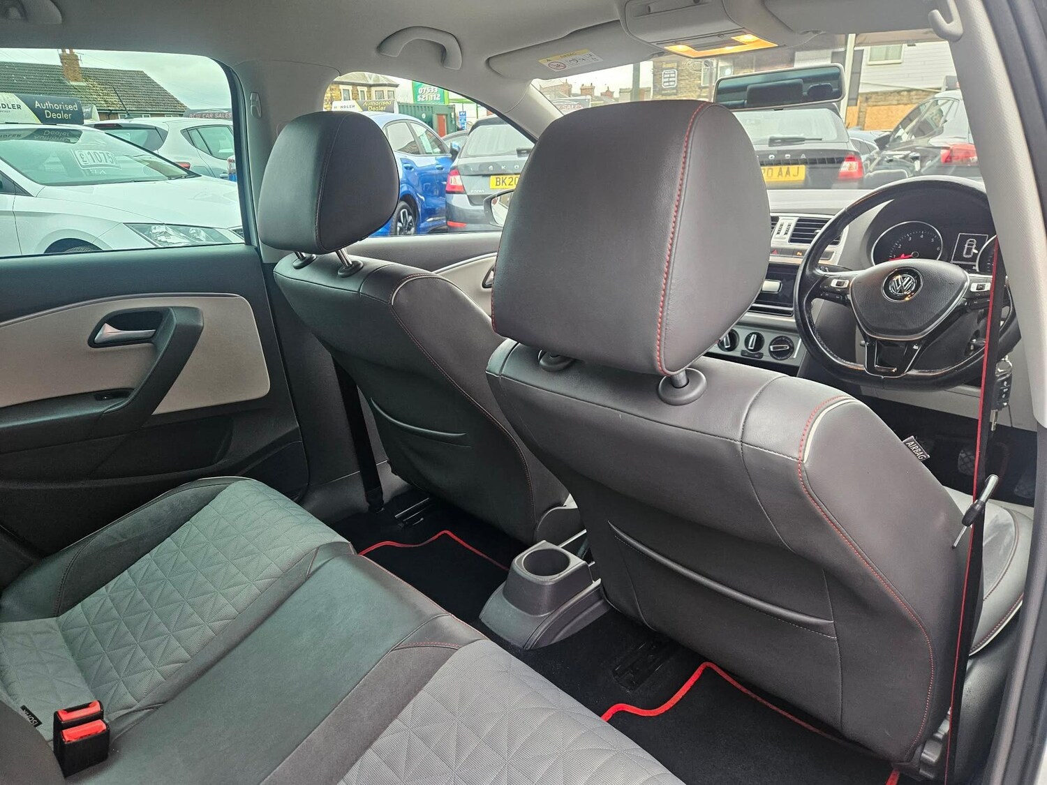 Used Volkswagen Polo 2017 for sale - 77838700: Photo 18