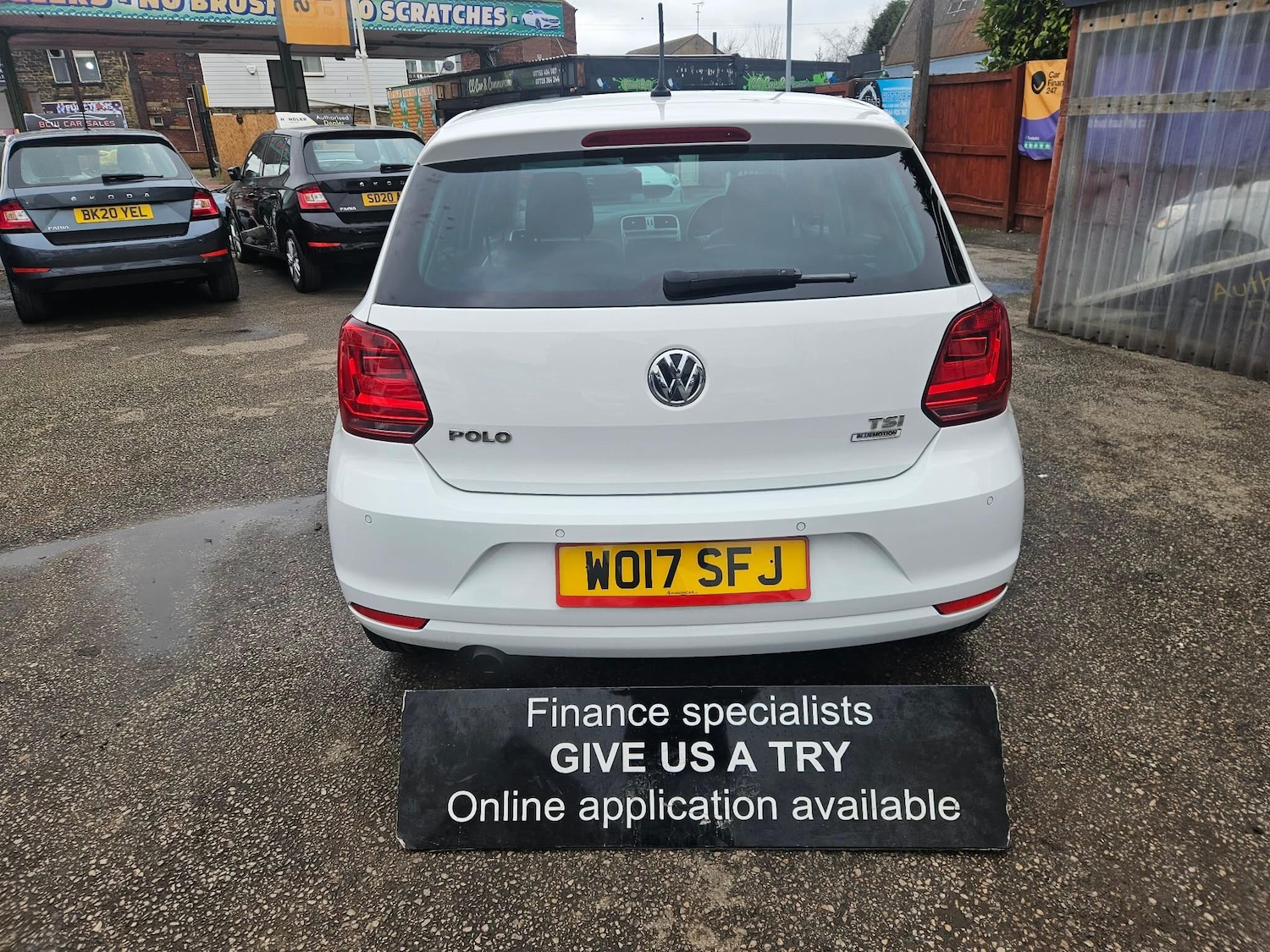 Used Volkswagen Polo 2017 for sale - 77838700: Photo 3