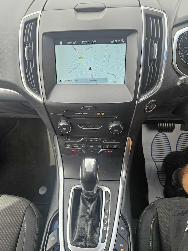 Used Ford Edge 2018 for sale - 75756323: Photo 29