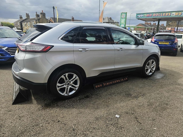 Used Ford Edge 2018 for sale - 75756323: Photo 2