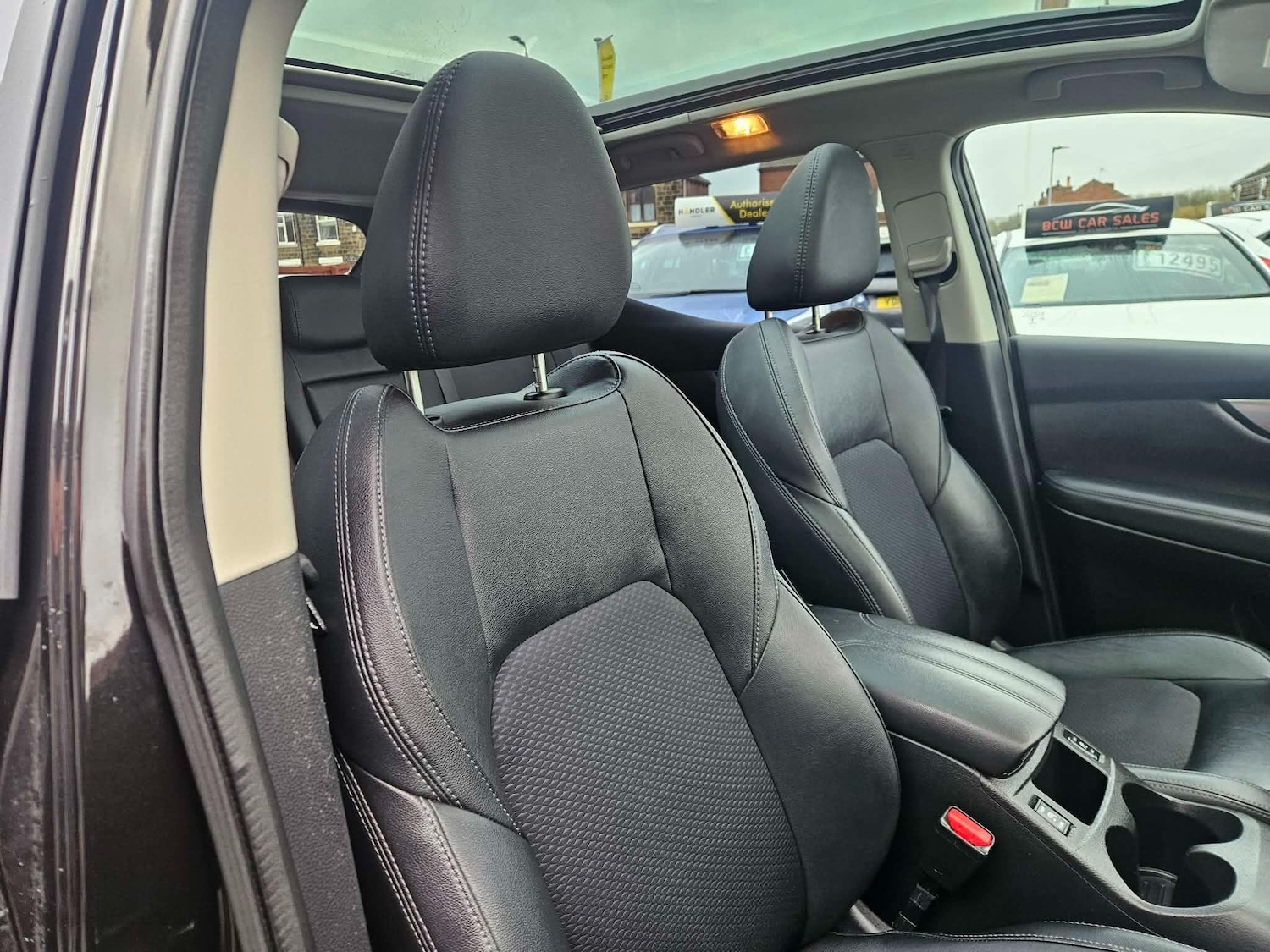 Used Nissan Qashqai 2017 for sale - 77267092: Photo 14