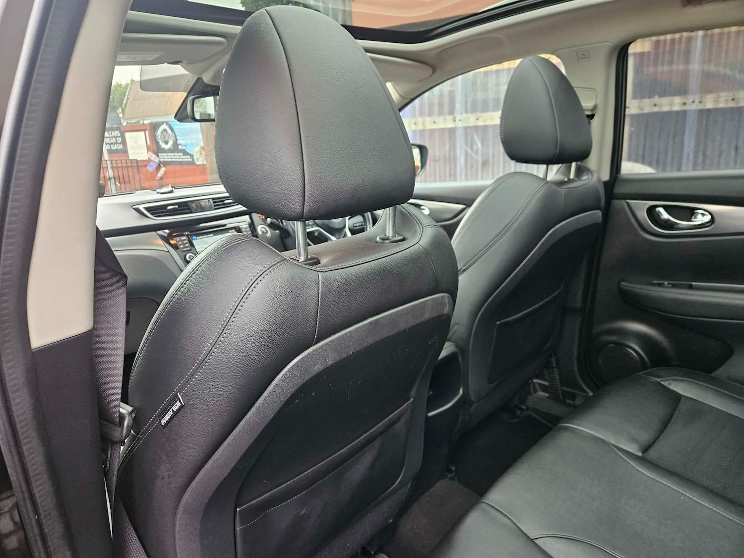 Used Nissan Qashqai 2017 for sale - 77267092: Photo 15