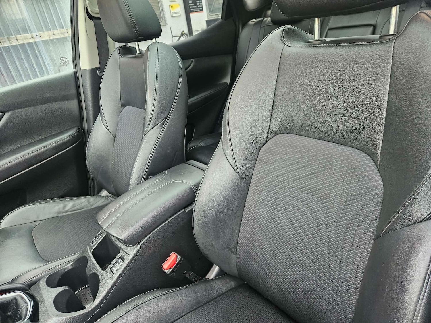 Used Nissan Qashqai 2017 for sale - 77267092: Photo 29