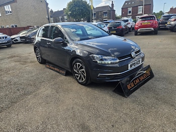Used Volkswagen Golf 2019 for sale - 75531414: Photo