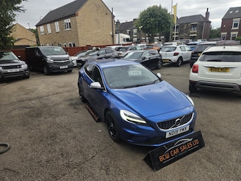 Used Volvo V40 2019 for sale - 75430658: Photo