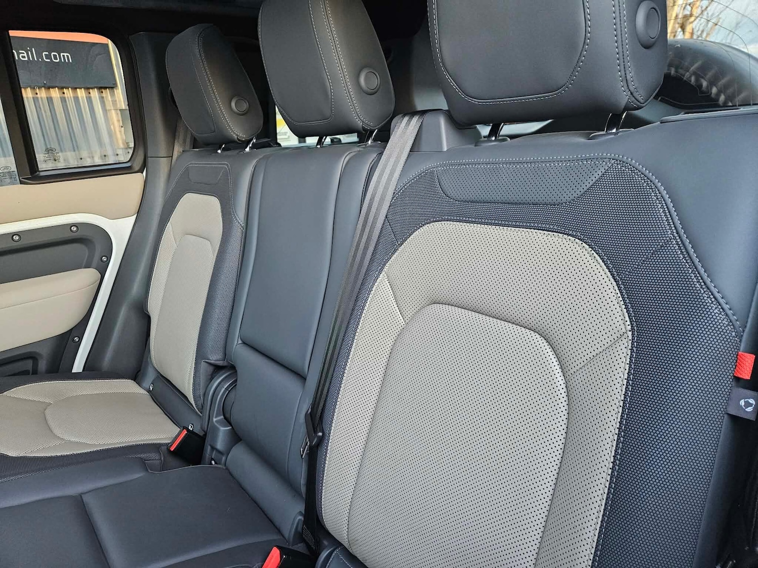 Used Land Rover Defender 2022 for sale - 77229974: Photo 29