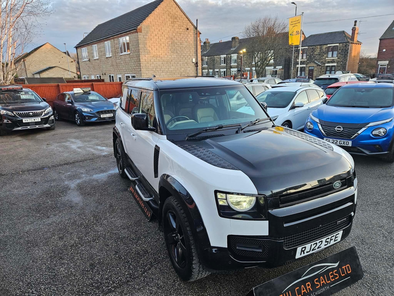 Used Land Rover Defender 2022 for sale - 77229974: Photo 9