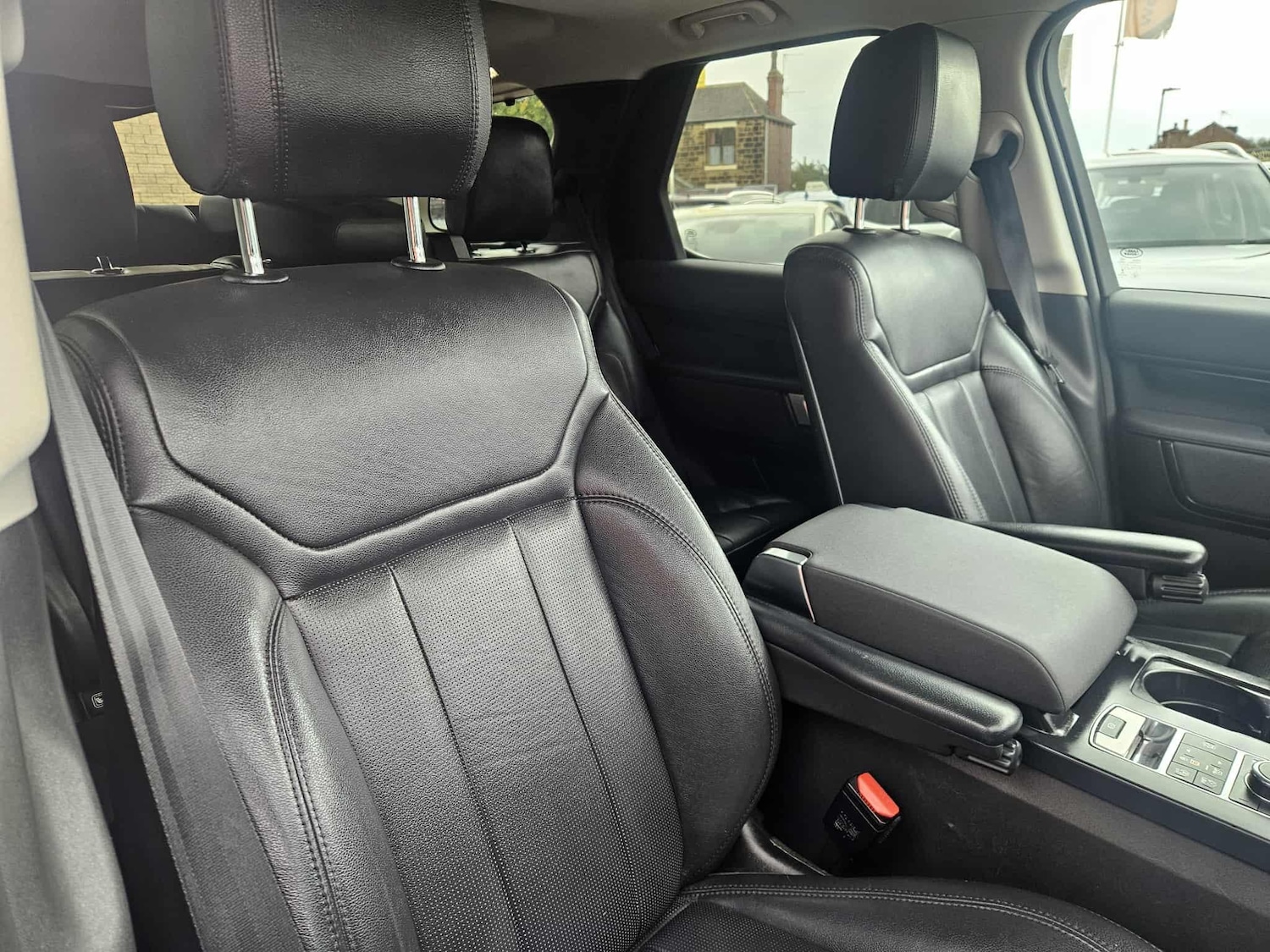 Used Land Rover Discovery 2018 for sale - 76135983: Photo 27