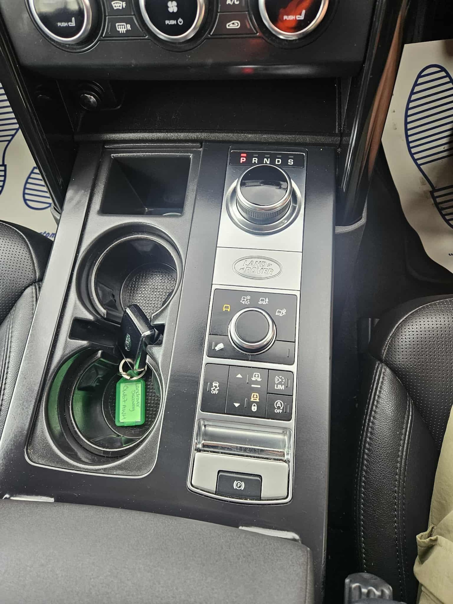 Used Land Rover Discovery 2018 for sale - 76135983: Photo 32