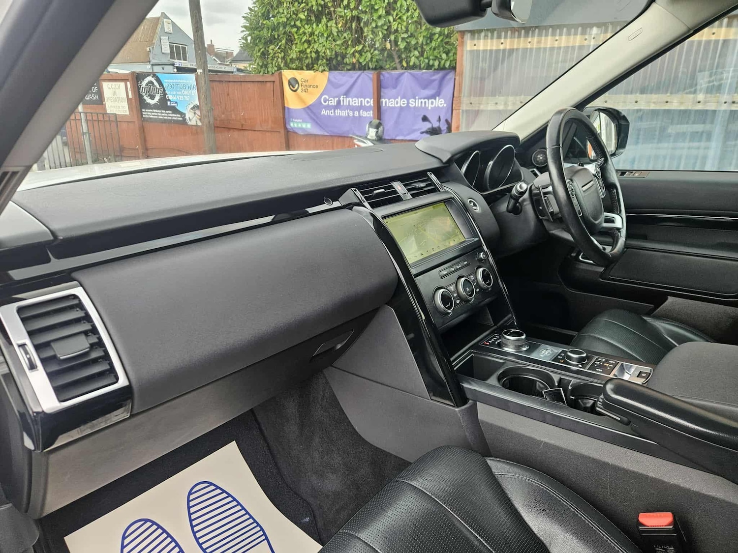 Used Land Rover Discovery 2018 for sale - 76135983: Photo 36