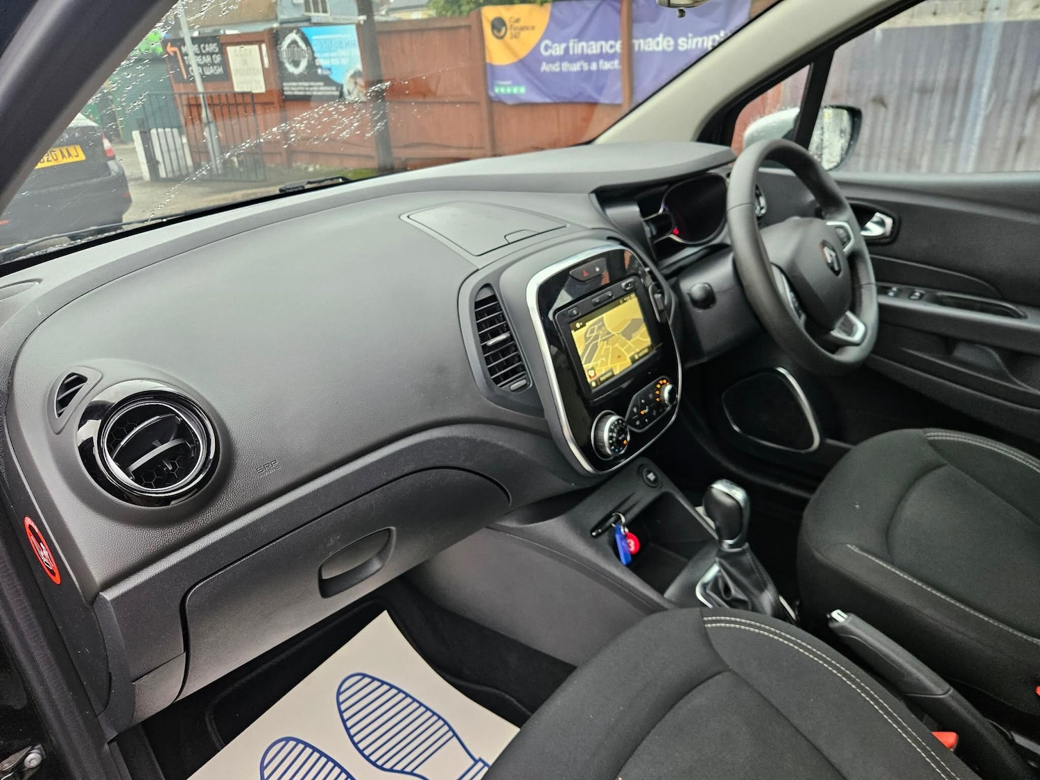 Used Renault Captur 2019 for sale - 77344085: Photo 14